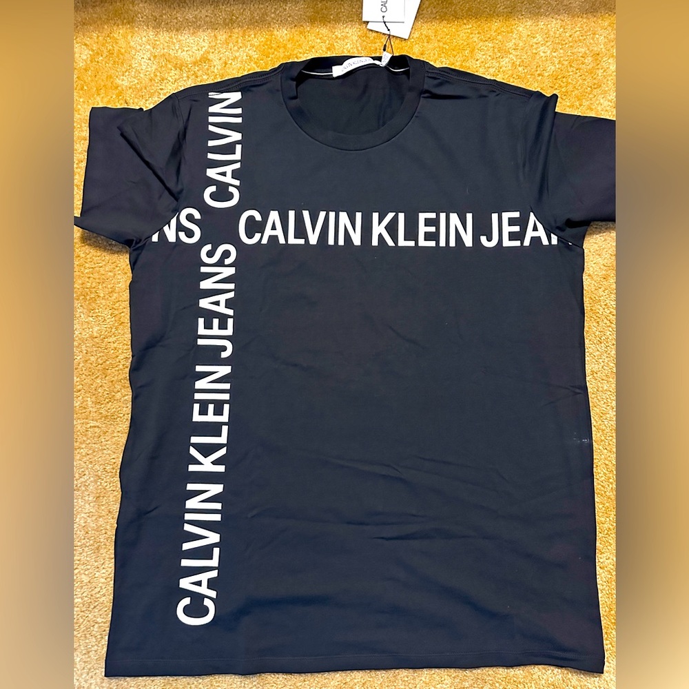 Calvin Klein T-Shirt